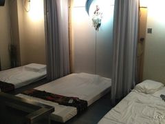 -泰·菩提树下[泰式按摩x精油SPAx肩颈头疗](新景店)