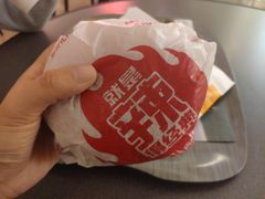 麦辣鸡腿堡-麦当劳(皇岗路店)
