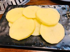 土豆片-·缸桶屋·韩式牛肋条自助烤肉(西湖D11店)