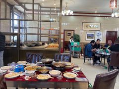 -鸿亨泰杂鱼馆(港馨家园店)