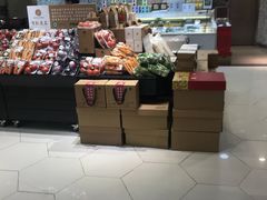 -金鹰超市(国际购物中心新街口店)