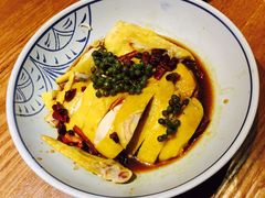 -云海肴·汽锅鸡·云南菜(天山百盛优客店)