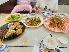 -覃记海鲜美食餐厅