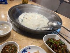 -陈大锅·岳阳鱼馆·地道岳阳菜(美食街店)