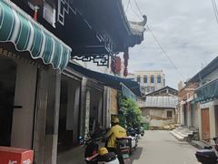 -余庆小吃(小吃一条街店)