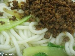 -丽虹云南过桥米线(兴工街店)