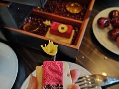 -天津梅江中心皇冠假日酒店
