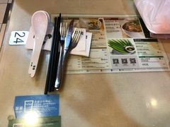 餐具摆设-翠华餐厅