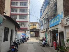 -正宗杨记普洱酸醋米线(总店)