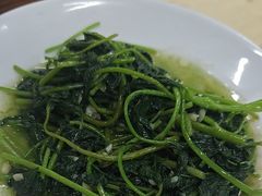 -南沙辉记烧鸡·荔枝木炭火吊烧(旧镇店)