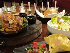 -恰餐厅及酒吧 CHAR Bar & Grill (北京丽都皇冠假日店)