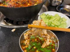 -鸿顺老铁锅美蛙鱼府(解放碑店)