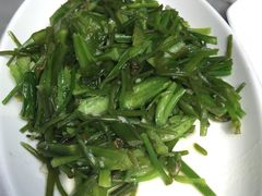 -蔼若春.传承三十年云南菜(金碧公园店)