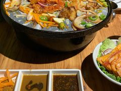 -么肆烤肉(汉街形象店)