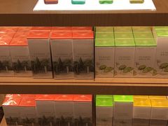 -日上免税行(浦东机场五店)