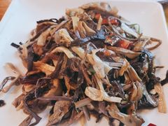 -小厨子私房菜·云南美食店