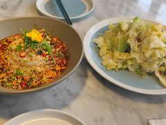 手撕圆白菜-懒人盐府人家(航天桥店)