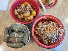 -拐枣巷小串串(财大店)