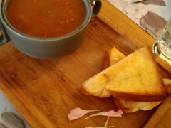 西班牙辣牛肉汤-麦甜创意轻食餐厅(西康路店)