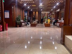 -鸿泰洋美食水会(东门中店)