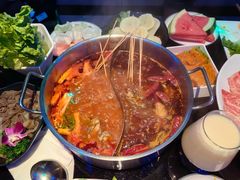 -唯爱KTV聚会餐厅(仙林东城汇店)