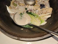 -陈大锅·岳阳鱼馆·地道岳阳菜(美食街店)