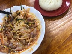 -阿峰包子铺