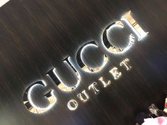 -Gucci(首创奥特莱斯店)