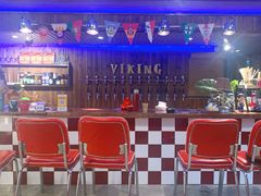 大堂-VIKING SALOON美式烟熏烤肉精酿餐酒吧