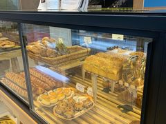 面包甜点陈列柜-熊叔熊婶面包房(团结湖店)