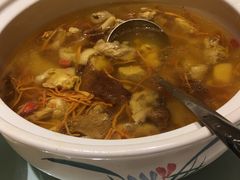 -小天鹅火锅·一线江景洪鼎旗舰店(洪崖洞店)