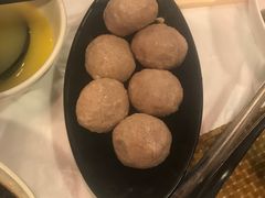 -鲜入围煮花胶鸡海鲜火锅