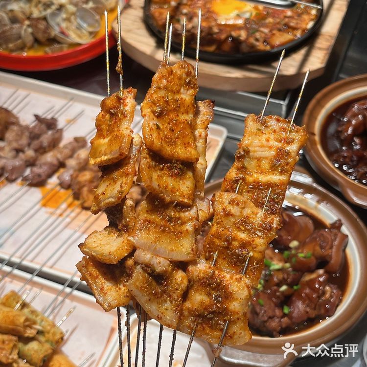 火爆徐州的烧烤终于来昆山了 听说他们家是地道的徐州烧烤