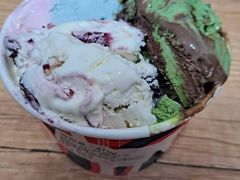 三拼口味冰淇淋-Baskin Robbins