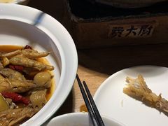-费大厨辣椒炒肉(万家丽一店)