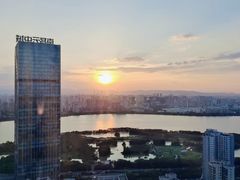 -南昌绿地华邑酒店·鲜艳全日餐厅