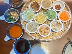 -包整·丝娃娃(一览甲秀楼风景店)