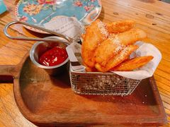 -I HOLIC艾豪丽披萨(KKone店)