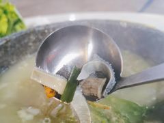 -墨脱石锅椰子鸡•香草鸭•东山羊(大东海店)