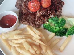 -WOLFGANG PUCK KITCHEN & BAR(迪士尼小镇店)