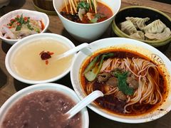 -蓉李记成都名小吃(二七万达店)