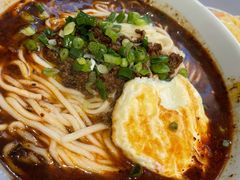 招牌传统麻辣面-聚合鑫东北熏酱熟食麻辣面(长阳店)