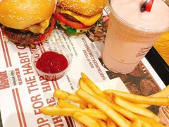 -The Habit Burger Grill 哈比特汉堡(爱琴海店)