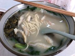 -明呈黄鱼面馆(斜土路店)