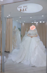 -台湾蔡美月婚纱租赁