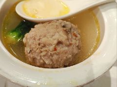 蟹粉狮子头-老人和饭店(淮海中路店)