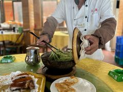 -大石鼓山庄·珠海第一烧猪