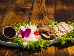 -顶顶汤火牛排火锅·经典铜锅涮肉