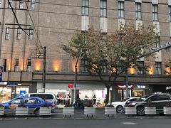 -华为授权体验店(万航渡路)