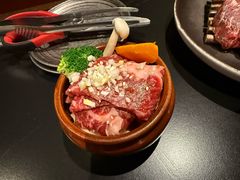 -山川小町·极番烧肉(新地假日广场店)